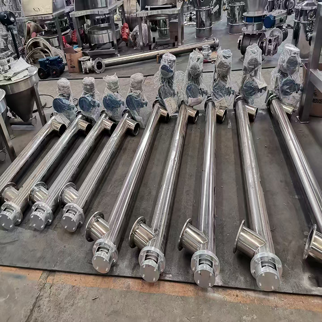 Mini-schroeftransporteur voor fijne chemicali&euml;n